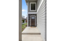 562 N Heights Drive, Eagle Point, OR 97524