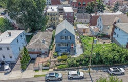 18 Edgewood Avenue, Yonkers, NY 10704
