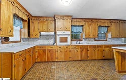 18348 25 Highway, Ware Shoals, SC 29692