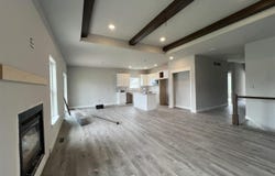 1421 Legend Dr, Tiffin, IA 52340
