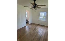 129 S Carlisle Street, Bargersville, IN 46106