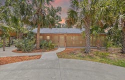 1815 NE Mabels Avenue, Steinhatchee, FL 32359