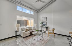 616 Burnett Farm Ln, Louisville, KY 40243
