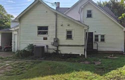 736 N 7th Street, Clinton, IN 47842