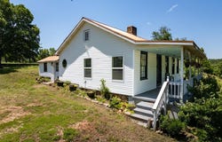 62 Dillard Mill Road, Davisville, MO 65456