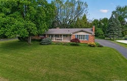 857 Helston Road, Bloomfield Twp, MI 48304