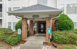 1231 Ladys Island Drive, Port Royal, SC 29935