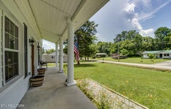 119 Baumgartner Rd, Harriman, TN 37748