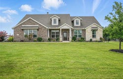325 Olde Knoll Place, Rio Vista, TX 76093