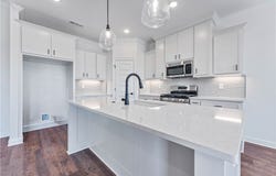 689 Primitivo Avenue, Tontitown, AR 72762