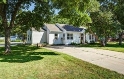 8244 Santa Fe Drive, Overland Park, KS 66204