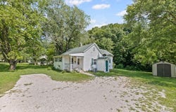 18 Henry Street, Prairie Du Rocher, IL 62277
