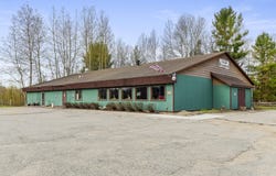 13901 Honor Hwy Highway, Beulah, MI 49617