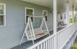 2411 S 8th, Escanaba, MI 49829