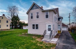 10501 Park Heights Avenue, Garfield Heights, OH 44125