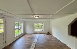1122 N 9th Ave, LAUREL, MS 39440