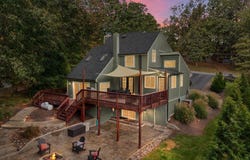 203 FAIRWAY Circle, CROSS JUNCTION, VA 22625