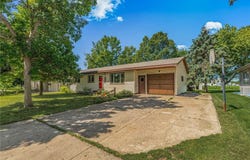 107 7th Avenue NW, Saint Joseph, MN 56374