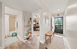 817 B BAHIA DEL SOL Drive, RUSKIN, FL 33570