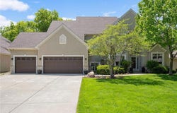 3583 Woodland Trail, Eagan, MN 55123