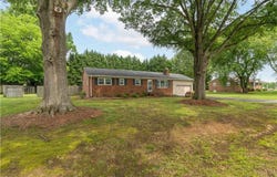 1415 Lambs Lane, Kernersville, NC 27284