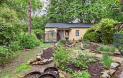 126 E Washington Street, Stoughton, WI 53589-1736