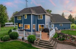 16 Lake Shore Drive, Sherburn, MN 56171