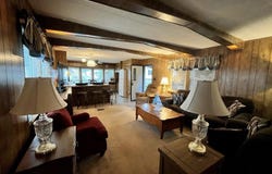 1 FOREST DRIVE, EAST WINDSOR, NJ 08520