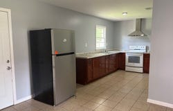 2017 W Waddell Ave, Albany, GA 31707