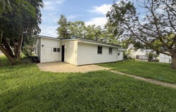 306 E South Street, Centerville, IN 47330