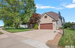 2505 Tartan Way, Springfield, IL 62711