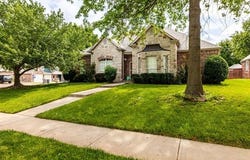 525 N Vine Street, Jenks, OK 74037