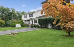 50 Plane Tree Lane, Saint James, NY 11780