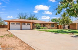 109 Amanda Street, Levelland, TX 79336