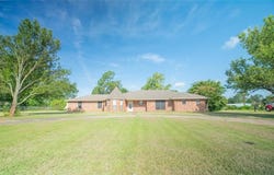 210 Stewart Street, Collinsville, TX 76233