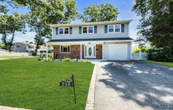 258 Lafayette Road, West Babylon, NY 11704