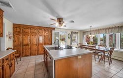 158 Higby Road, Middletown, CT 06457