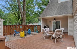 55 COUNTRY Place, Springfield, IL 62703
