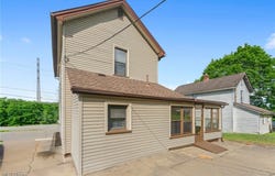 160 State Street, Struthers, OH 44471