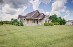 671 Old Embreeville Road, Jonesborough, TN 37659