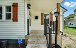 335 N Neconi Avenue, Bonner Springs, KS 66012