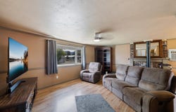 4907 N Chase Rd, Newman Lake, WA 99025