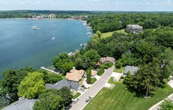 915 Mariane Ter, Lake Geneva, WI 53147