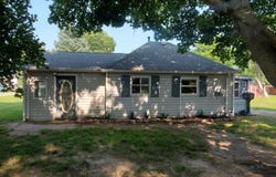 204 Prospect, St Louis, MI 48880