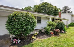 59 Longsworth Drive, Penfield, NY 14625