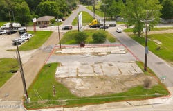 1115 SW Evangeline Thruway, Lafayette, LA 70501