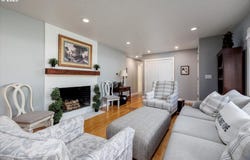 3880 CALAROGA CIR, West Linn, OR 97068