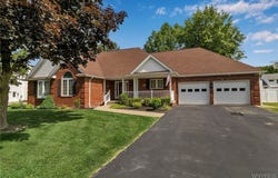 6290 Emily Court, Clarence, NY 14032