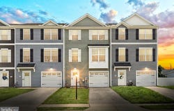 206 OVERLOOK DRIVE, HANOVER, PA 17331