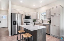 5301 E Lumin St, Sioux Falls, SD 57108